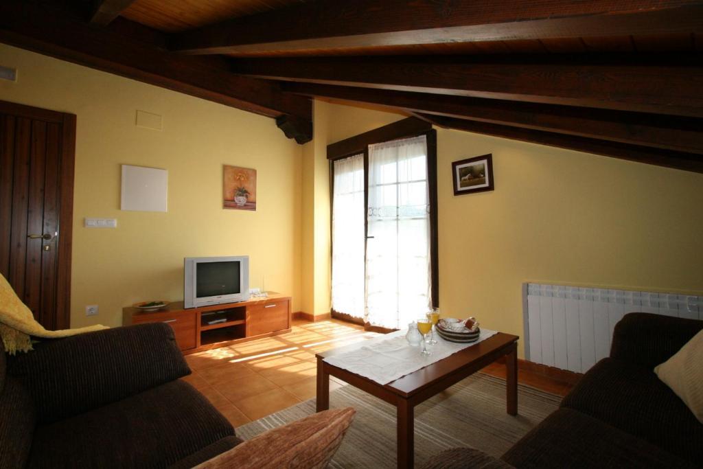 Apartamentos Toraya Hoz de Anero Room photo